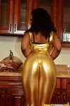Round and Brown - Golden Booty - 03/21/2014